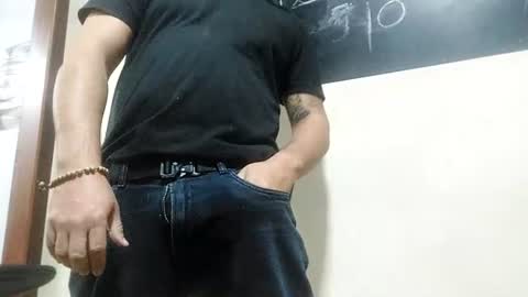 Max Massa online show from June 12, 2026, 8:52 pm