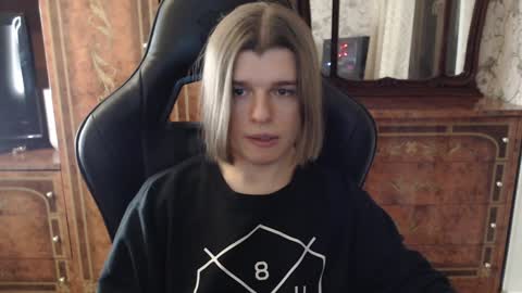 Max online show from December 3, 2024, 5:45 pm