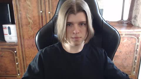 Max online show from February 23, 2025, 10:06 am