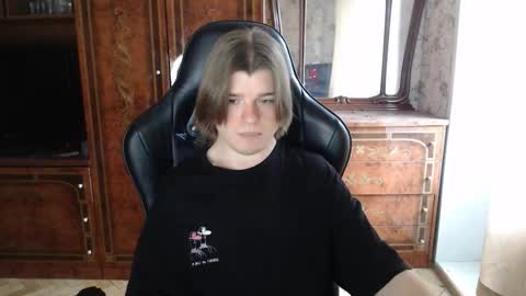 Max online show from March 3, 2026, 6:41 am