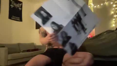 maxstrommm online show from April 18, 2026, 11:49 pm