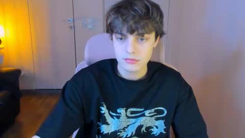 Snapshot of maxvibee chatting on March 2, 2026, 4:47 pm Max online show from March 2, 2026, 4:47 pm