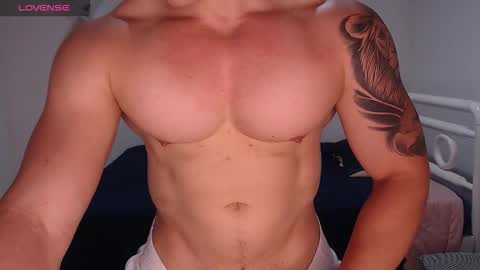 Snapshot of maxwel949813 chatting on February 1, 2026, 1:48 am Max online show from February 1, 2026, 1:48 am