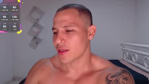 Snapshot of maxwel949813 chatting on February 2, 2026, 4:11 am Max online show from February 2, 2026, 4:11 am