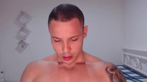 Snapshot of maxwel949813 chatting on March 2, 2026, 7:59 am Max online show from March 2, 2026, 7:59 am