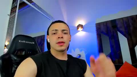 Snapshot of maxwell_dupont chatting on June 11, 2026, 11:36 pm MAX online show from June 11, 2026, 11:36 pm