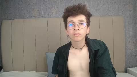 maxwell_sexwm online show from February 5, 2025, 8:11 am