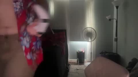 Snapshot of maxx276828 chatting on December 5, 2025, 3:30 pm maxx276828 online show from December 5, 2025, 3:30 pm