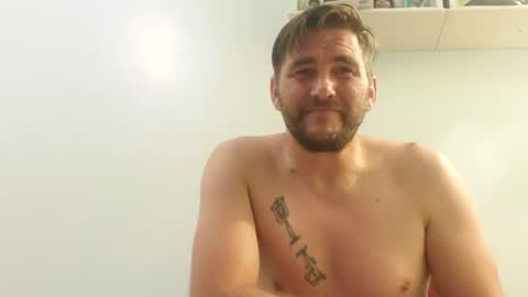 Max online show from October 13, 2025, 7:41 am