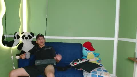 maxx_dick online show from November 18, 2025, 12:53 pm