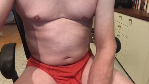 Max online show from October 24, 2025, 7:05 am