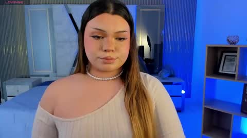 Snapshot of maxxxine_ chatting on April 13, 2026, 11:32 pm Maxine Minx online show from April 13, 2026, 11:32 pm