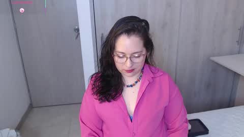 May online show from October 8, 2025, 2:20 am