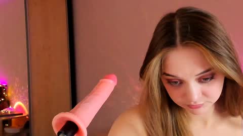 May Flower online show from January 25, 2025, 2:36 pm