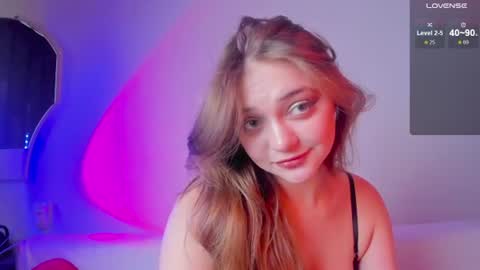 Snapshot of may_fl0wer chatting on June 28, 2026, 9:48 am May Flower online show from June 28, 2026, 9:48 am