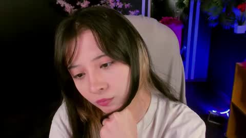 Snapshot of may_lings chatting on July 16, 2026, 11:27 am may_lings online show from July 16, 2026, 11:27 am