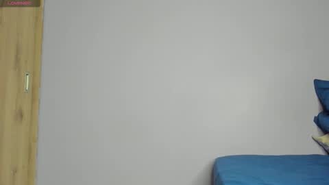 OF mayitta19 online show from February 25, 2026, 11:58 pm