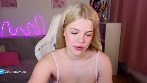 Maya online show from February 15, 2026, 3:36 am