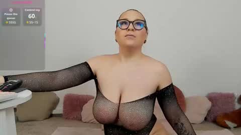 Maya online show from February 19, 2026, 8:16 pm