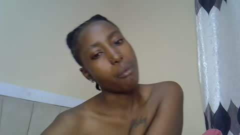 Snapshot of maya_melody chatting on March 18, 2026, 6:33 pm maya_melody online show from March 18, 2026, 6:33 pm