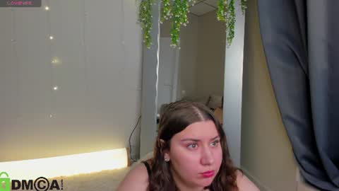 Snapshot of maya_raay chatting on June 20, 2026, 1:19 am Maya online show from June 20, 2026, 1:19 am