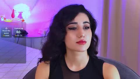 Maya online show from October 5, 2025, 2:26 pm