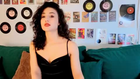 Snapshot of maya_rogerss chatting on July 22, 2026, 2:53 pm Maya online show from July 22, 2026, 2:53 pm