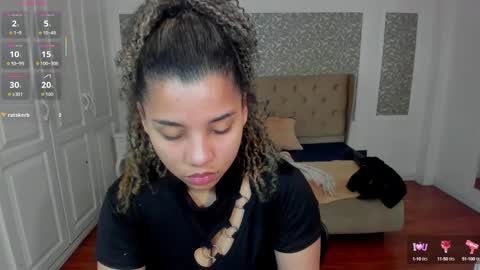 Snapshot of mayaa_ross chatting on September 16, 2025, 2:12 am Maya online show from September 16, 2025, 2:12 am