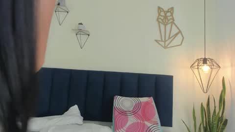 SOFIA online show from December 18, 2025, 12:22 pm