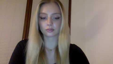 Snapshot of mayaflirt chatting on March 3, 2026, 9:31 pm mayaflirt online show from March 3, 2026, 9:31 pm