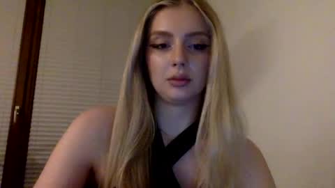 Snapshot of mayaflirt chatting on April 28, 2026, 8:36 pm mayaflirt online show from April 28, 2026, 8:36 pm