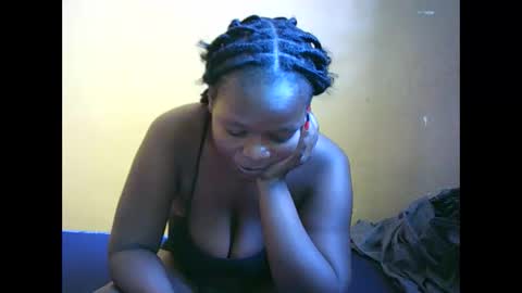 Snapshot of mayah_sexy chatting on March 12, 2026, 7:25 am mayah_sexy online show from March 12, 2026, 7:25 am