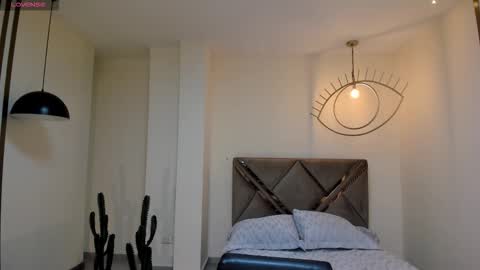 M A Y A    H O F F M A N online show from February 20, 2026, 11:22 am