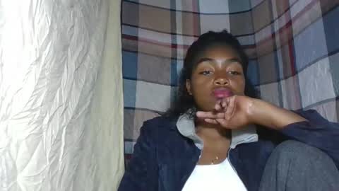 charlesia online show from September 13, 2025, 1:22 pm