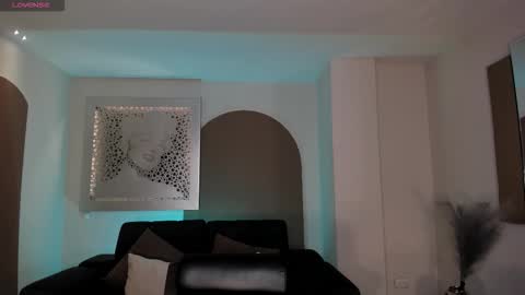 Maya online show from March 10, 2026, 3:44 am