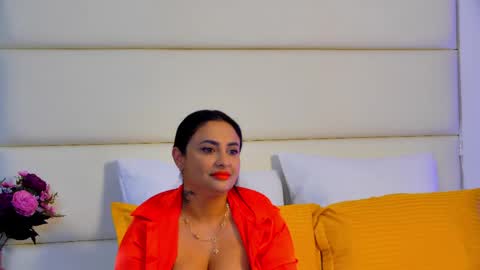 Maya online show from April 19, 2026, 8:55 pm