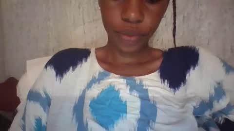 mayan online show from October 13, 2025, 4:18 pm