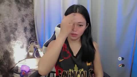 mayasally_ online show from February 1, 2026, 7:07 am