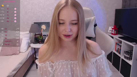 maybebabyx online show from December 23, 2024, 4:55 am