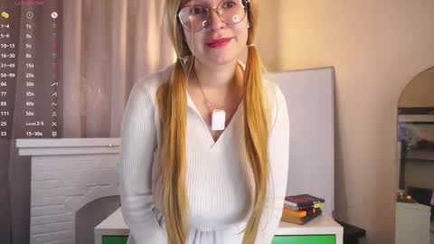 Snapshot of maybellebyone chatting on April 26, 2026, 5:54 pm Milina online show from April 26, 2026, 5:54 pm