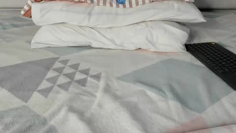 Maybelline69 online show from March 10, 2025, 3:41 pm