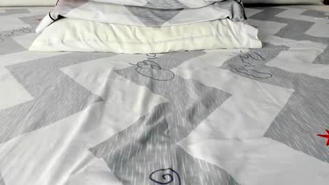 Maybelline69 online show from October 22, 2025, 9:03 pm