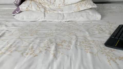 Snapshot of maybelline_666 chatting on February 14, 2026, 8:16 pm Maybelline69 online show from February 14, 2026, 8:16 pm