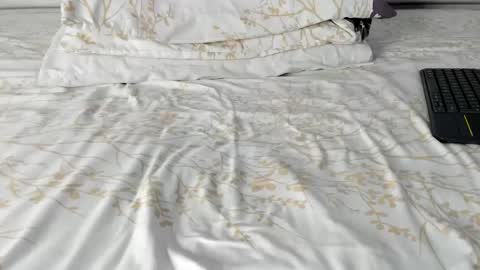 Snapshot of maybelline_666 chatting on February 17, 2026, 8:15 pm Maybelline69 online show from February 17, 2026, 8:15 pm