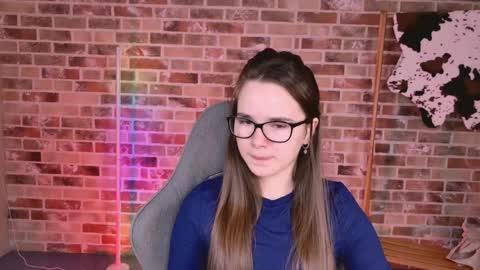 maybloom_ online show from March 6, 2026, 10:23 am