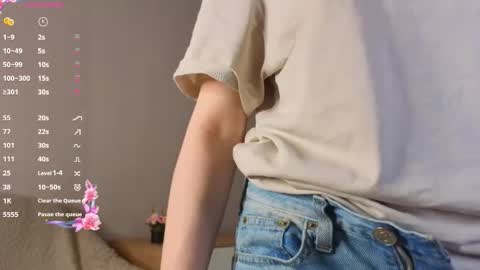 My name Casey  online show from October 27, 2025, 4:49 am