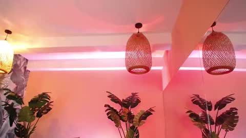 Mayly online show from March 29, 2026, 1:00 pm