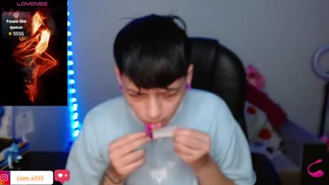 Snapshot of maylyy_kan chatting on June 30, 2026, 9:32 am Mayle kan online show from June 30, 2026, 9:32 am