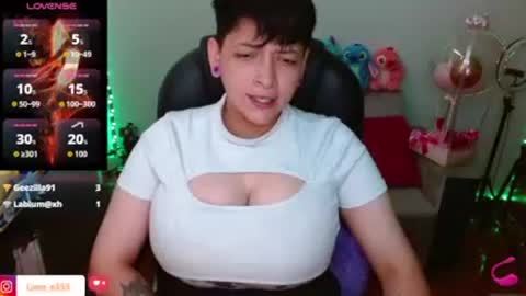Snapshot of maylyy_kan chatting on July 10, 2026, 5:59 pm Mayle kan online show from July 10, 2026, 5:59 pm
