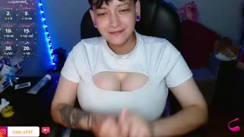 Snapshot of maylyy_kan chatting on July 18, 2026, 12:15 am Mayle kan online show from July 18, 2026, 12:15 am